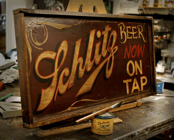 SCHLITZ BEER ON TAP - Image 3